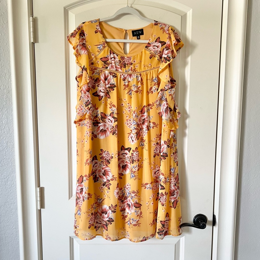 AUW Yellow Floral Babydoll Dress Size 12 Boho Flutter Sleeve Mini Dress